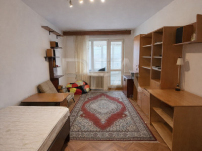 2 camere Titan decomandat, an 1972, reabilitat