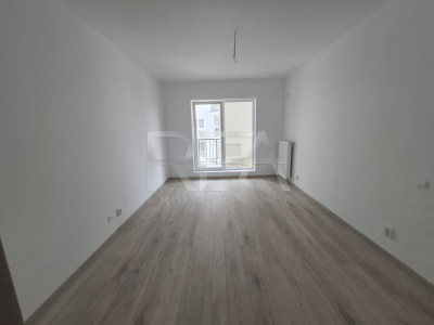 3 camere Titan decomandat, centrală, an 2022, 100 mp