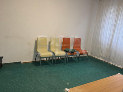 2 camere Titan decomandat, metrou, anvelopat