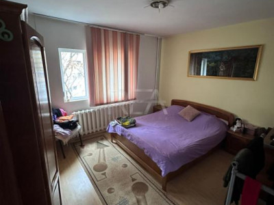 3 camere Basarabia decomandat, parcare, et. 2, an 1986, metrou, 75 mp