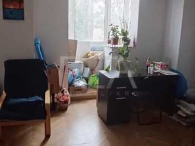 3 camere decomandat, 70 mp, 2/8-zona Panduri