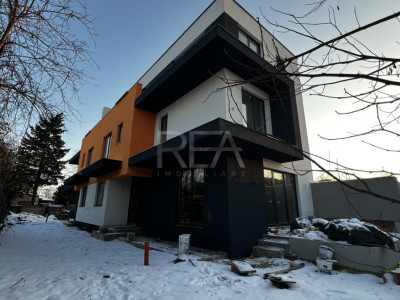 Vila duplex contemporană Bucurestii Noi - Straulesti