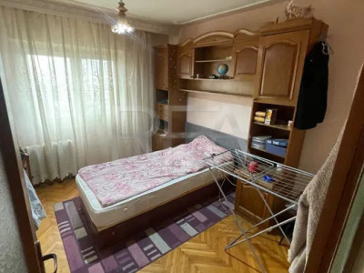 4 camere Doamna Ghica decomandat, an 1989, 97 mp