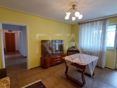 4 camere Pantelimon, et. 5, an 1976, 85 mp, anvelopat