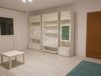 3 camere Unirii decomandat, inst. schimb., et. 2, an 1991, 76 mp