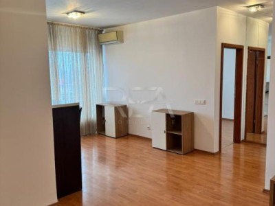 2 camere Titan, centrala bloc, parcare, et. 4, an 2009, 58 mp