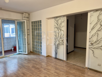 3 Camere Etaj 1/4 Cartierul Brâncuşi