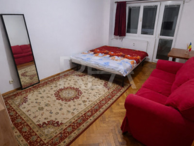 3 camere Parcul Circului decomandat, et. 4, an 1978, 77 mp