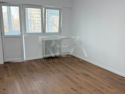 3 camere, decomandat, et 4/10, anvelopat-Gorjului