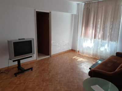 Garsonieră Pantelimon decomandată, parter, an 1976