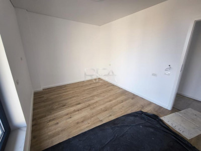 Apartament 3 camere, Crangasi