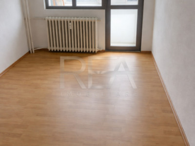 4 camere Pantelimon-Piața Delfinului decomandat, et. 2, an 1978, 85 mp