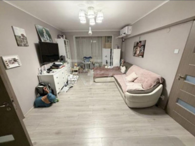 2 camere Vitan, centrală, parcare, et. 3, an 1978, 57 mp