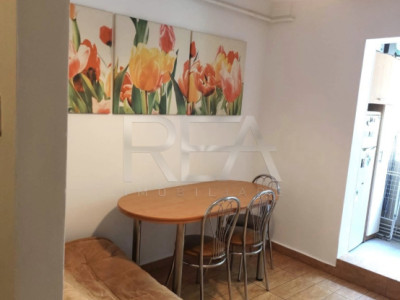 2 camere, decomandat, et 1/8, centrala-Gorjului, Str Moinesti