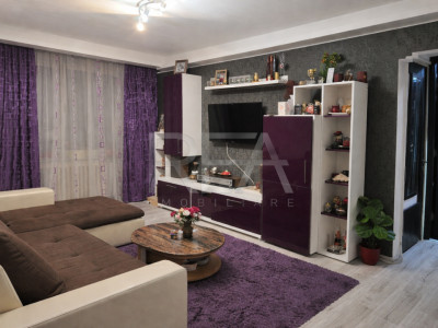 4 camere Dristor decomandat, an 1984, 82 mp