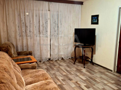 2 camere, decomandat, etaj 3, zona 