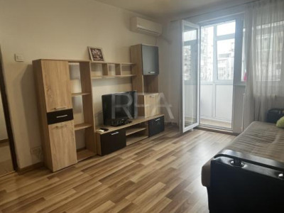 Apartament 2 camere decomandat de vânzare