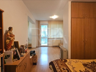 Garsonieră, etaj 2/4, Valea Ialomiței