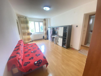 4 camere- Etajul 3- Bloc Anvelopat-Modoran Ene