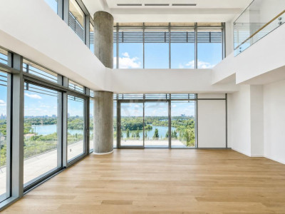 Penthouse în Up Site cu vedere la Lacul Floreasca