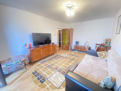 3 Camere-Decomandat-70 mp-Etaj Intermediar-Metrou Tineretului