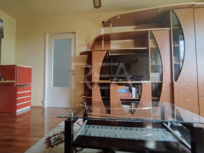 2 camere, et 5/8, 53mp bloc anvelopat-Drumul Taberei