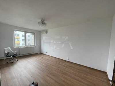 3 Camere- Centrala Proprie- Etaj 7/8- Bloc Anvelopat- Margeanului