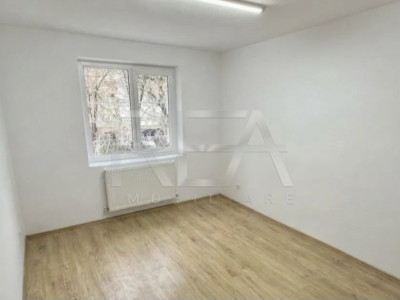 4 camere, P/8, 85 mp, bloc 1984- Crangasi