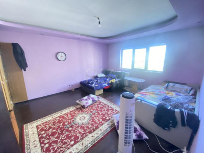 3 camere- Decomandat- Bloc Anvelopat- Trafic Greu