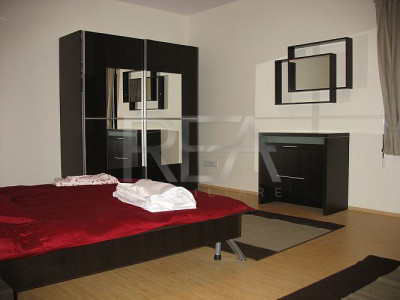 2 camere Polonă decomandat, centrală, et. 2, an 2007, metrou, 81 mp