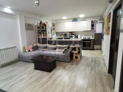 3 Camere + Loc de Parcare si Curte comuna Moinești
