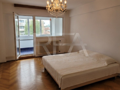 3 Camere Dorobanti  Decomandat ,instalatii electrice schimbate 
