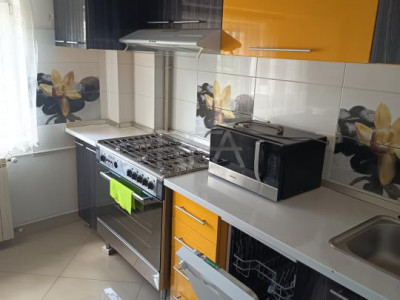 4 Camere Bulevardul Unirii Mobilat Utilat 93 mp Utili | Decomandat