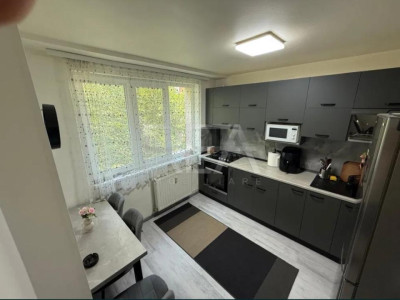 2 camere decomandat | 50 mp | Parcare + Boxă | Bloc anvelopat