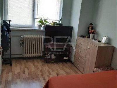 3 camere, et 7/10, 77 mp, bloc anvelopat-Pacii/Gorjului