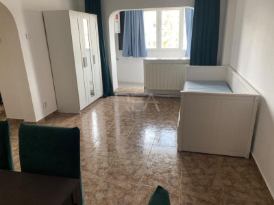 4 camere- Centrala Proprie- Etaj Intermediar-83,06 mp-Calea Vacaresti